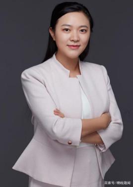 《三十而已》的顾佳:焦虑中的中国女性,想独立有多难?