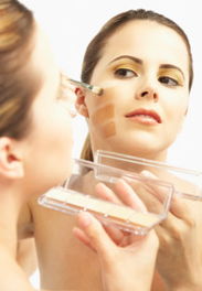 底妆有诀窍 5种脸型变小脸